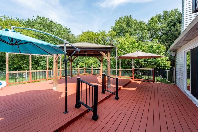 3002 Highland Court, Winthrop Harbor, IL 60096