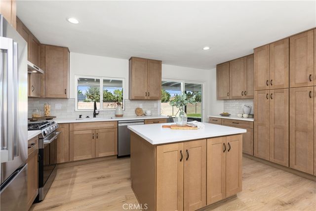 3709 S Olive Street, Santa Ana, CA 92707