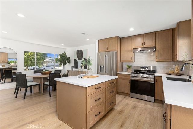3709 S Olive Street, Santa Ana, CA 92707