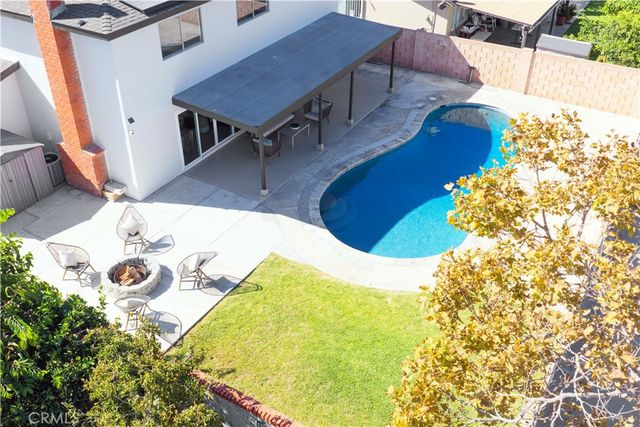 3709 S Olive Street, Santa Ana, CA 92707