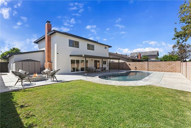 3709 S Olive Street, Santa Ana, CA 92707