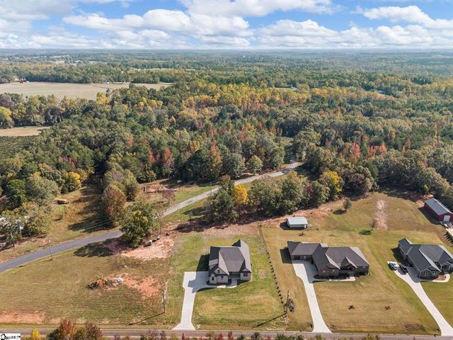 291 Robbins Road, Chesnee, SC 29323