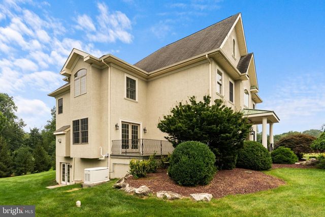 1892 OLD FORGE WAY, Worcester, PA 19490