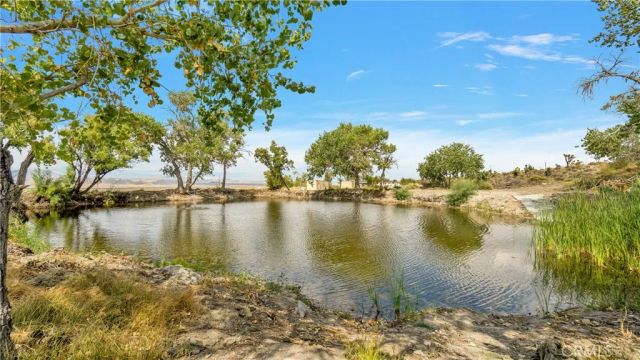 38450 State Highway 18, Lucerne Valley, CA 92356