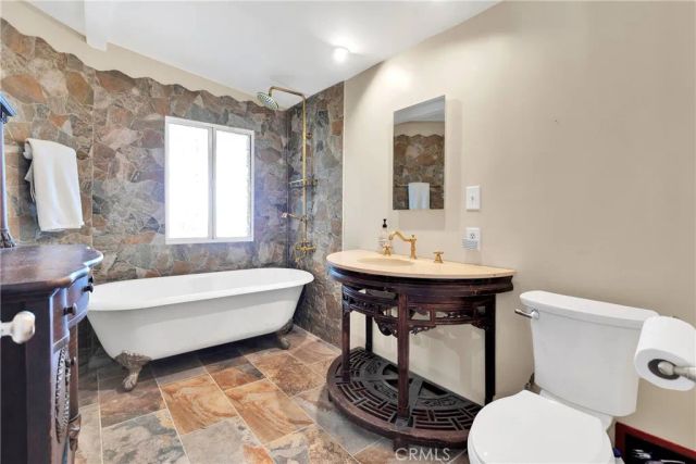 38450 State Highway 18, Lucerne Valley, CA 92356