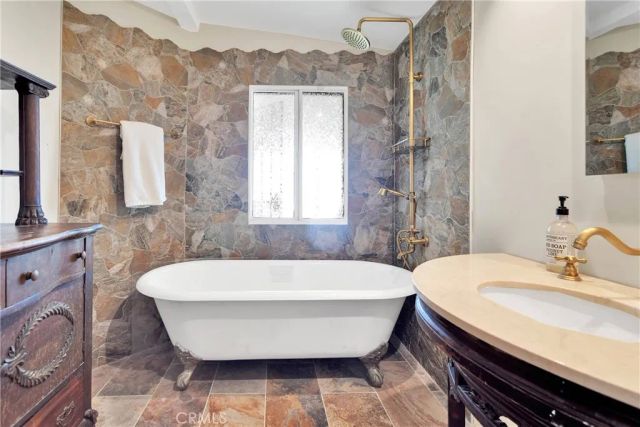 38450 State Highway 18, Lucerne Valley, CA 92356