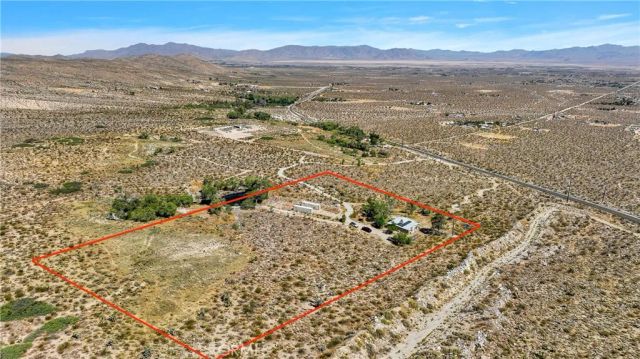 38450 State Highway 18, Lucerne Valley, CA 92356