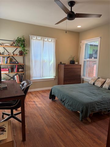 1427 Arizona Avenue, Dallas, TX 75216