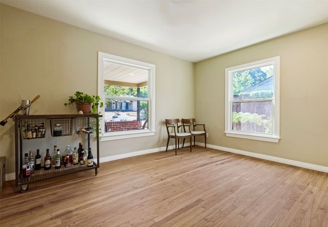 1427 Arizona Avenue, Dallas, TX 75216