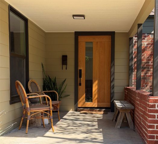 1427 Arizona Avenue, Dallas, TX 75216
