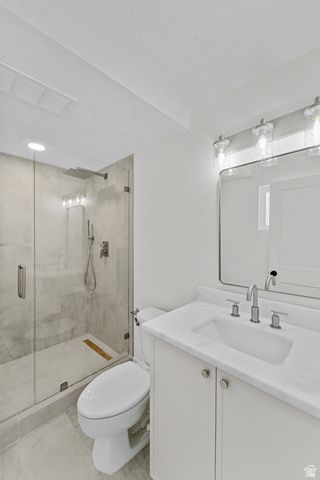 2096 E LINDEN CIR, Holladay, UT 84121