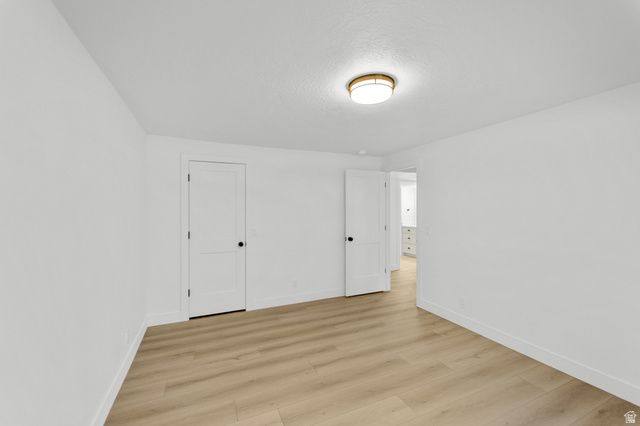 2096 E LINDEN CIR, Holladay, UT 84121