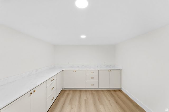 2096 E LINDEN CIR, Holladay, UT 84121