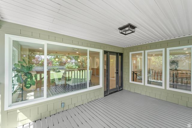 2096 E LINDEN CIR, Holladay, UT 84121
