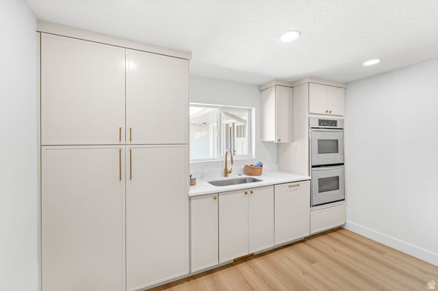 2096 E LINDEN CIR, Holladay, UT 84121