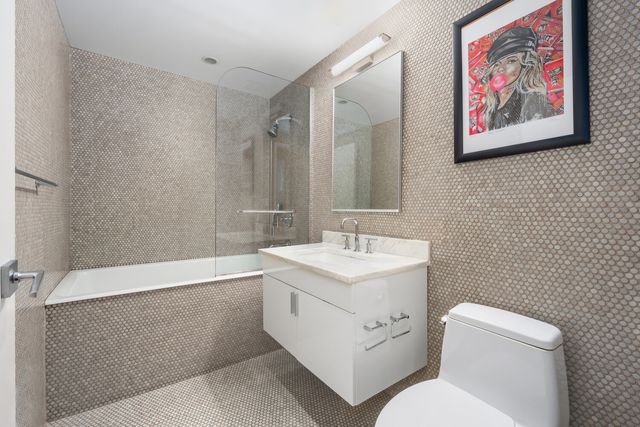 300 E 79TH Street 10CNORTH, New York City, NY 10075