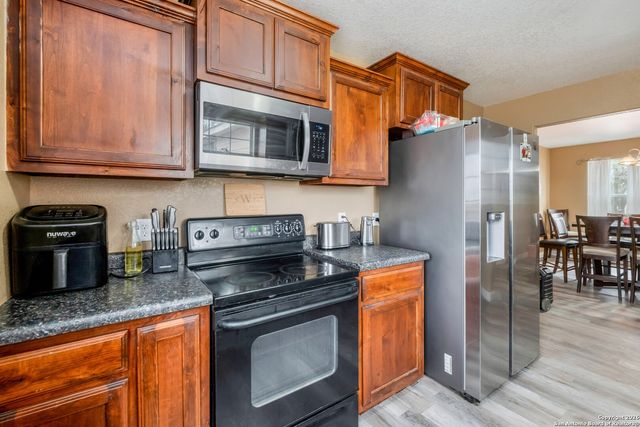 1655 Eichman Rd, Poteet, TX 78065