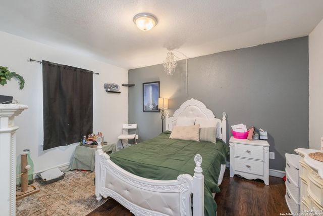 1655 Eichman Rd, Poteet, TX 78065