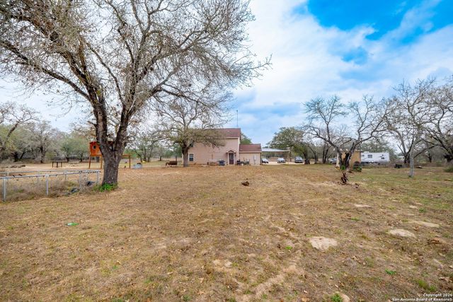 1655 Eichman Rd, Poteet, TX 78065