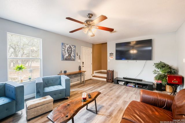 1655 Eichman Rd, Poteet, TX 78065