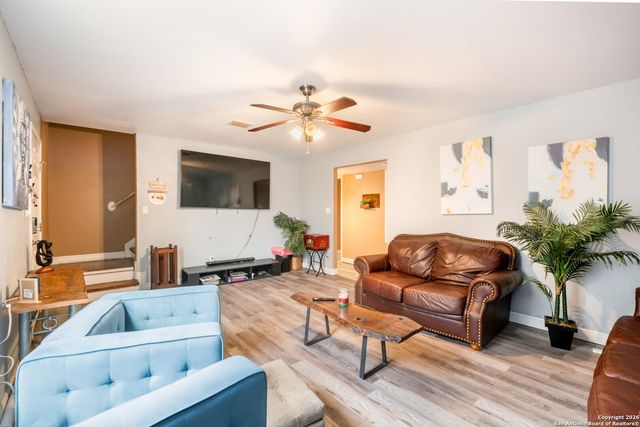 1655 Eichman Rd, Poteet, TX 78065