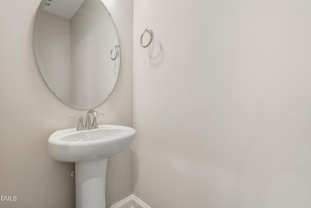 87 Deardom Way, Chapel Hill, NC 27517