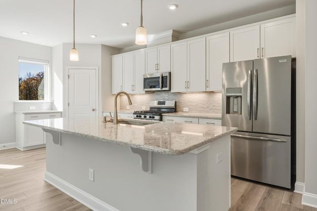 87 Deardom Way, Chapel Hill, NC 27517