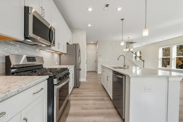 87 Deardom Way, Chapel Hill, NC 27517