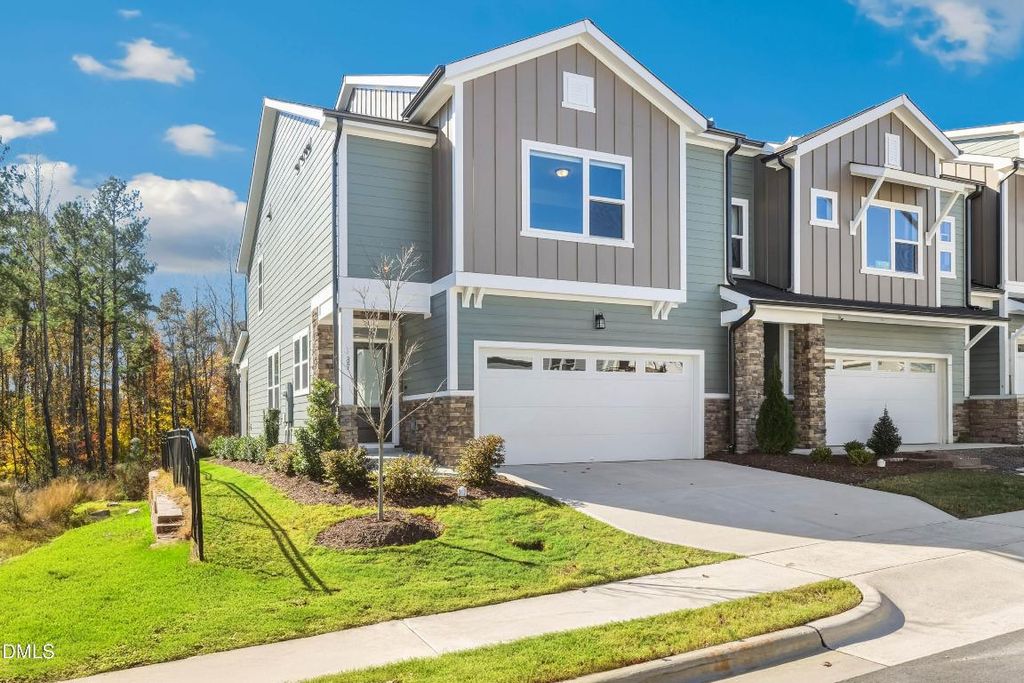 87 Deardom Way, Chapel Hill, NC 27517