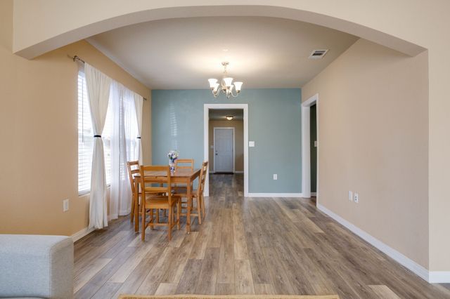 305 W Avenue Avenue E, Garland, TX 75040