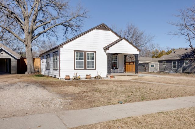 305 W Avenue Avenue E, Garland, TX 75040