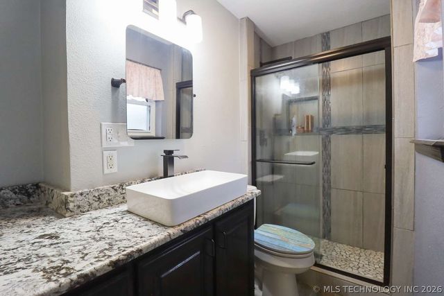 9527 E 34th Street, Tulsa, OK 74145
