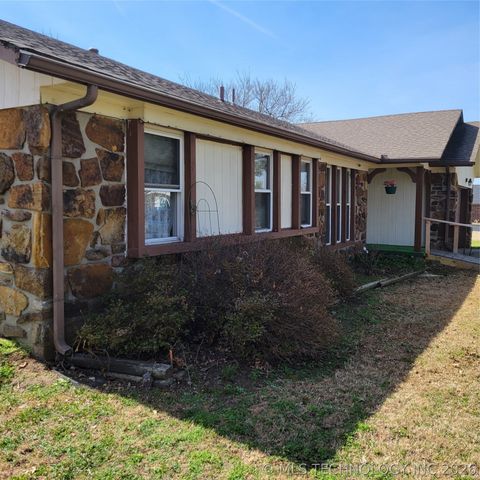 26064 E 731 Road, Wagoner, OK 74467