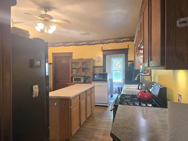 W11530 COUNTY ROAD C, Hancock, WI 54943