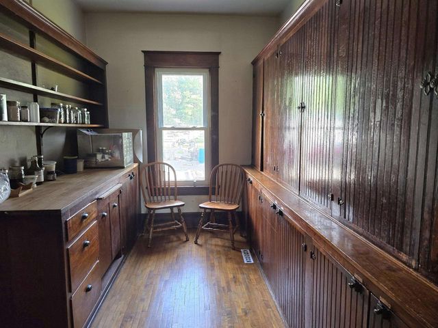 W11530 COUNTY ROAD C, Hancock, WI 54943