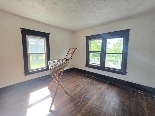 W11530 COUNTY ROAD C, Hancock, WI 54943