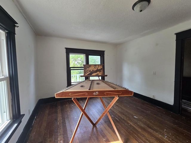 W11530 COUNTY ROAD C, Hancock, WI 54943
