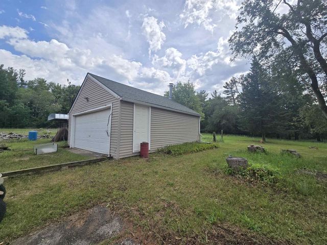 W11530 COUNTY ROAD C, Hancock, WI 54943
