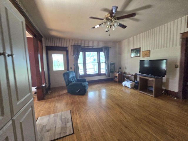 W11530 COUNTY ROAD C, Hancock, WI 54943