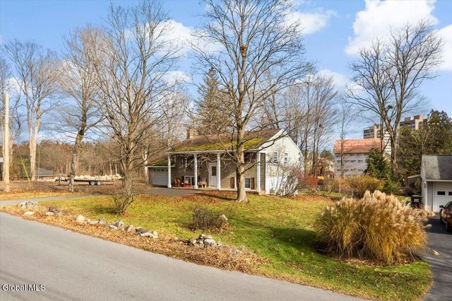 42 Seward Street, Saratoga Springs, NY 12866