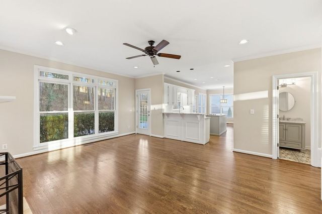 711 Chattahoochee Place, Gainesville, GA 30506