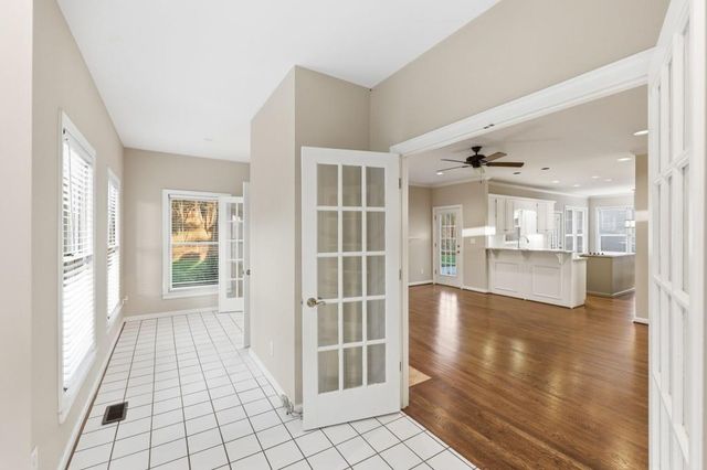 711 Chattahoochee Place, Gainesville, GA 30506