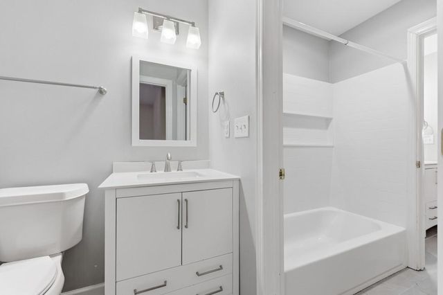 711 Chattahoochee Place, Gainesville, GA 30506