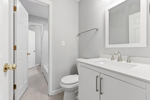 711 Chattahoochee Place, Gainesville, GA 30506