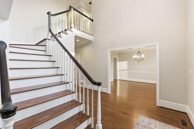 711 Chattahoochee Place, Gainesville, GA 30506