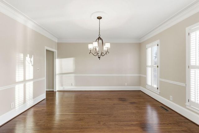 711 Chattahoochee Place, Gainesville, GA 30506