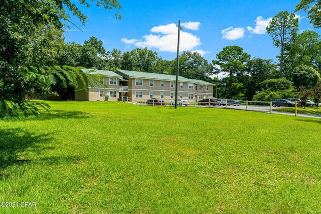 872 Deer Wood Lane, Chipley, FL 32428