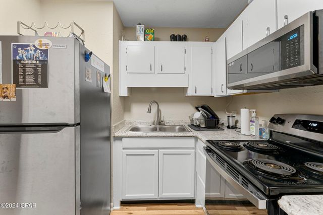 872 Deer Wood Lane, Chipley, FL 32428