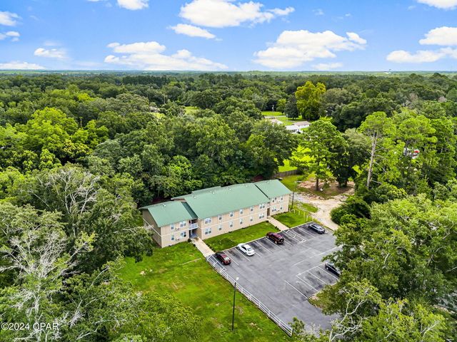 872 Deer Wood Lane, Chipley, FL 32428