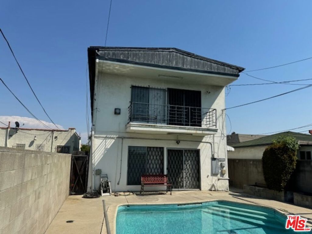 2201 S Ridgeley Drive, Los Angeles, CA 90016 — photo 2